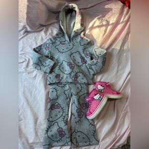 🛍️BOGO🛍️ Hello Kitty sweatsuit and shoes